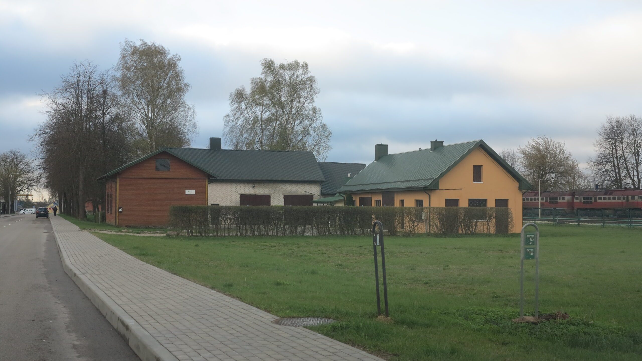 Nuomojami 5 objektai, esantys Laisvės al. 3, Radviliškyje, aukciono būdu